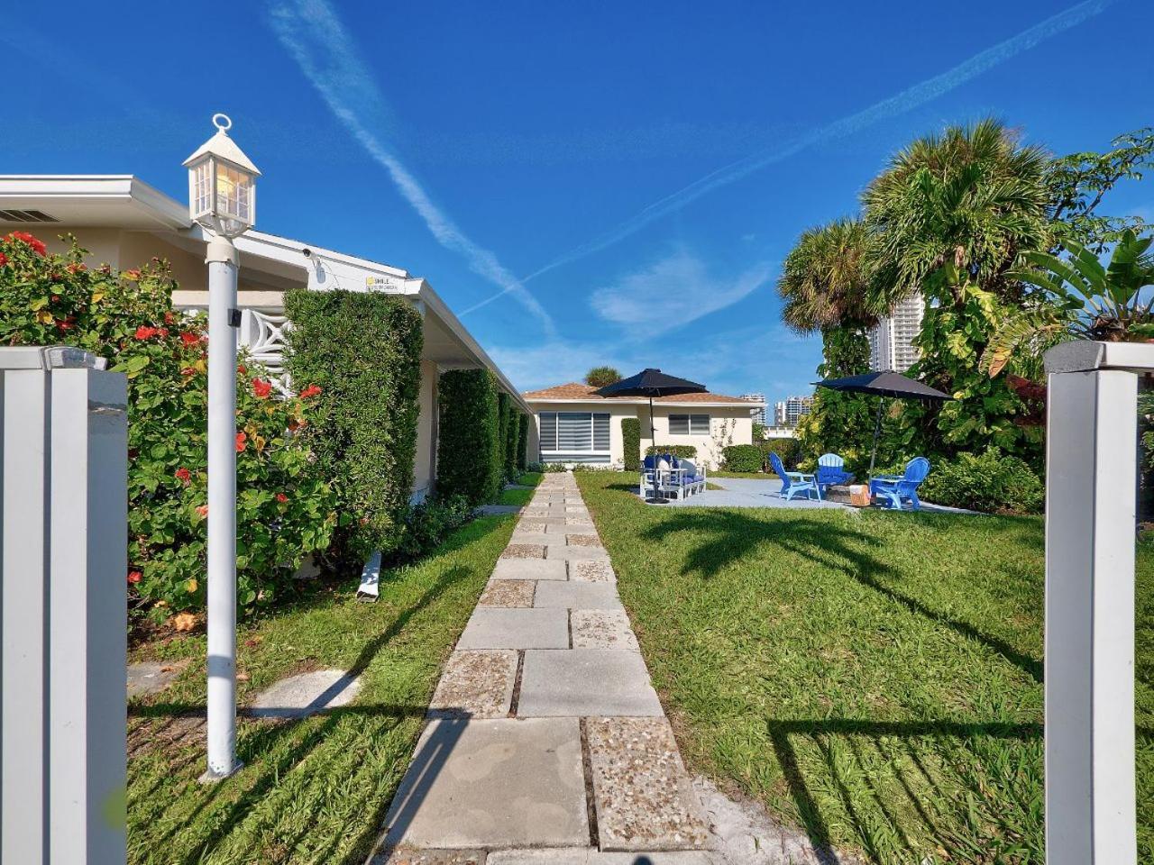 Beautiful 1 Bedroom Steps To The Beach! 西棕榈滩 外观 照片